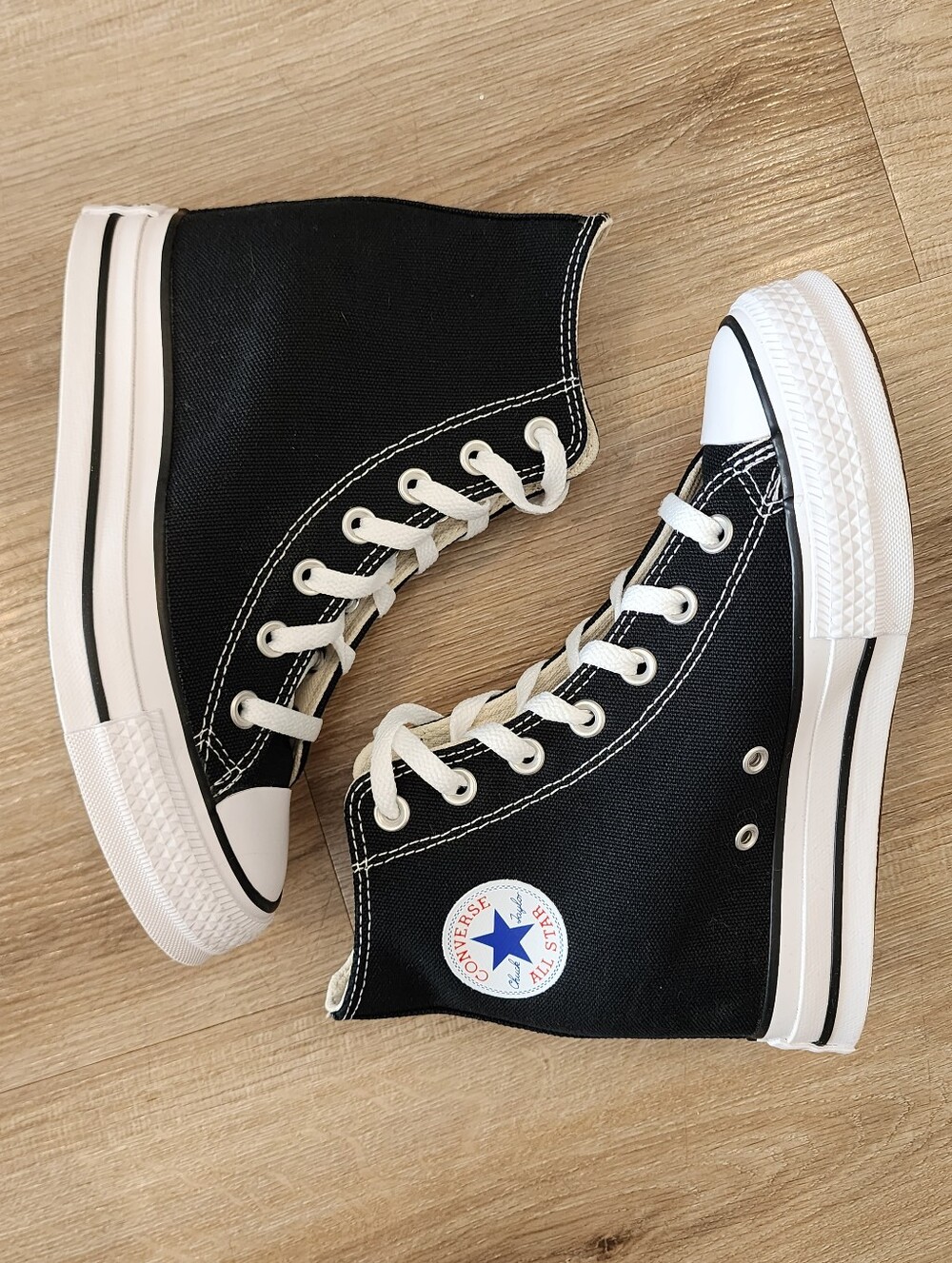 NIB Converse Wedge Heel Black